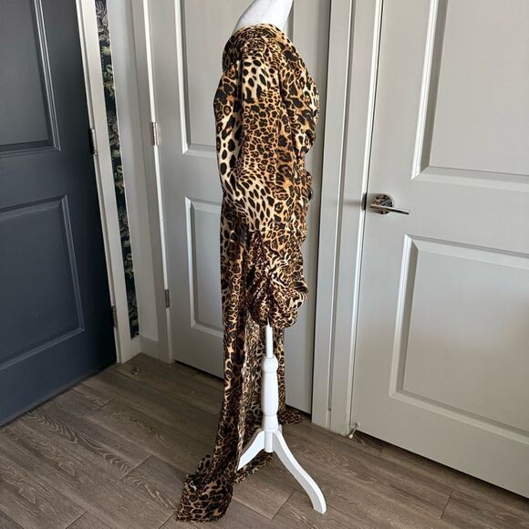 Nasty Gal One Shoulder Animal Print Semi-Formal Dress with Train Size 6 - Picture 2 of 8